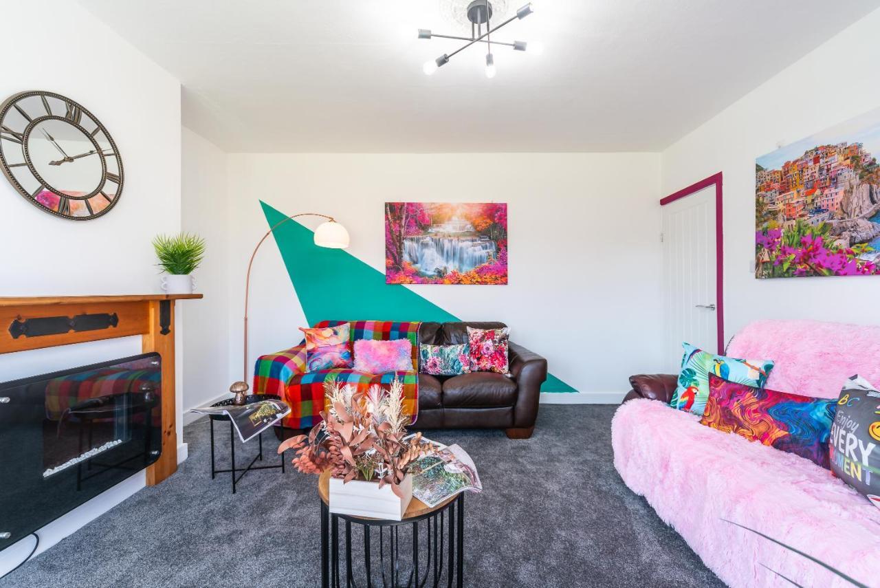 Aseda 4 Bedroom Private Parking, Game Zone -Pool Table, Garden Home Kingston upon Hull Exterior foto