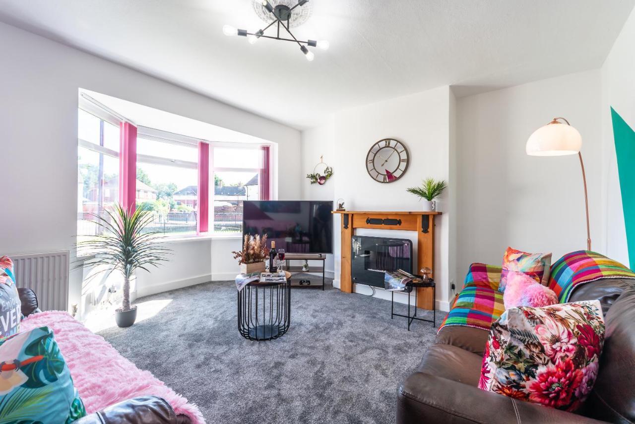 Aseda 4 Bedroom Private Parking, Game Zone -Pool Table, Garden Home Kingston upon Hull Exterior foto