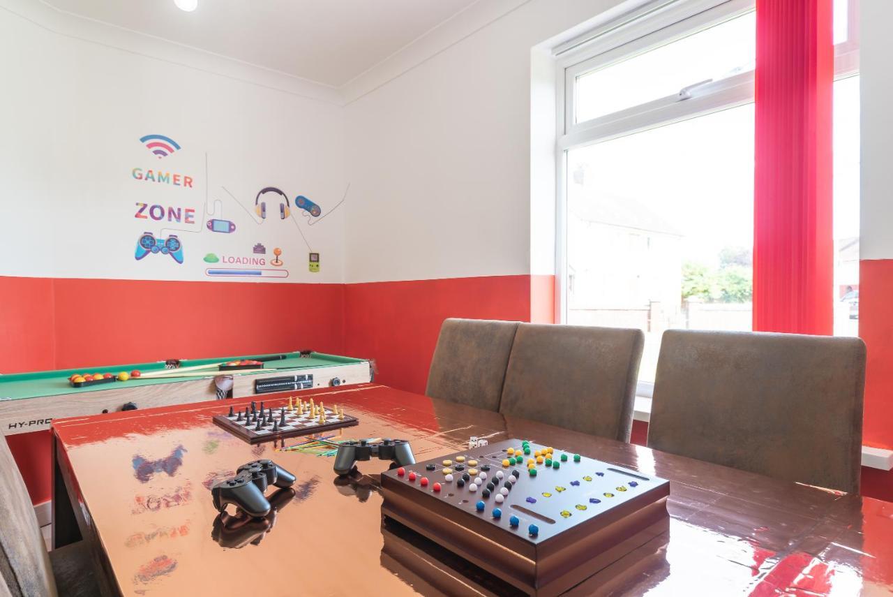 Aseda 4 Bedroom Private Parking, Game Zone -Pool Table, Garden Home Kingston upon Hull Exterior foto