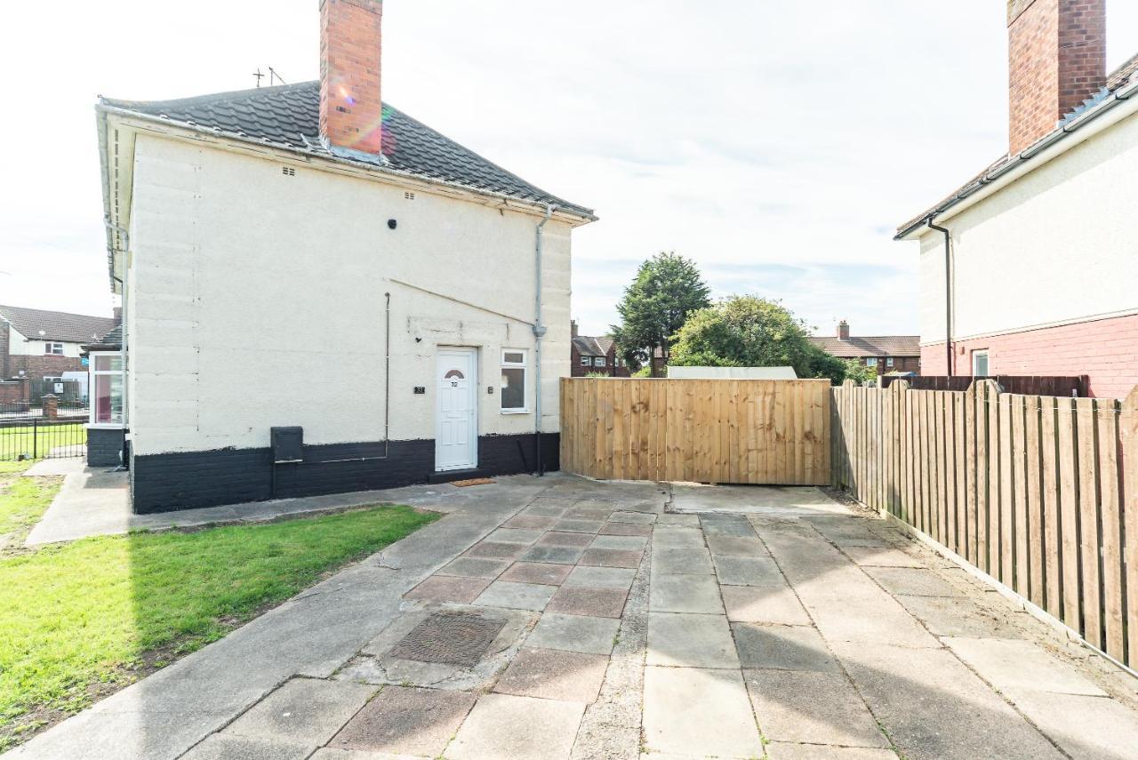Aseda 4 Bedroom Private Parking, Game Zone -Pool Table, Garden Home Kingston upon Hull Exterior foto