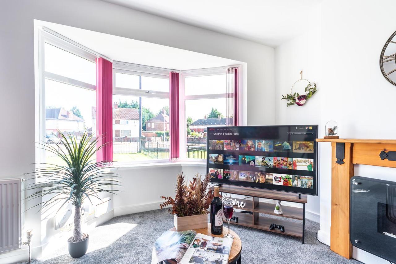 Aseda 4 Bedroom Private Parking, Game Zone -Pool Table, Garden Home Kingston upon Hull Exterior foto